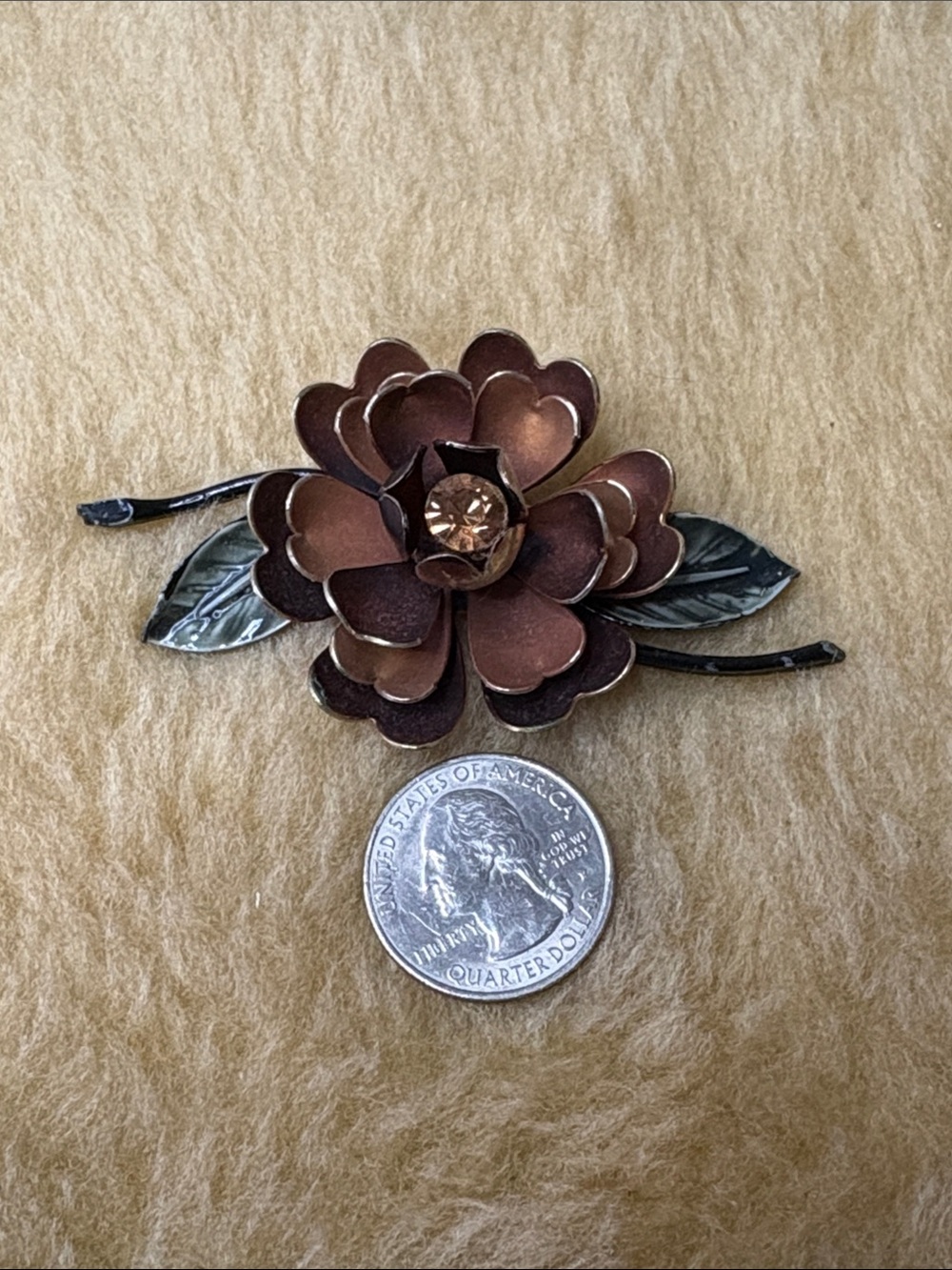 Vintage Coro Floral Rose Brooch in Metallic Copper - Picture 6 of 6
